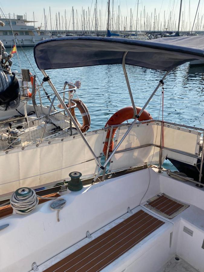 Welcome Aboard Yacht Cruiser! Mataró Kültér fotó